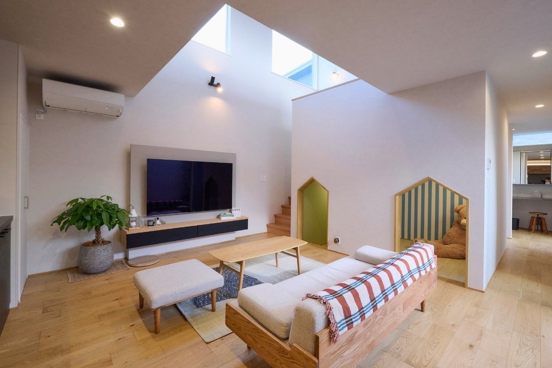 お部屋の雰囲気と調和するテレビボードの画像